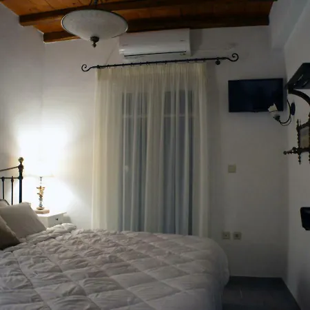 Heliotropio & Lägenhetshotell Pollonia